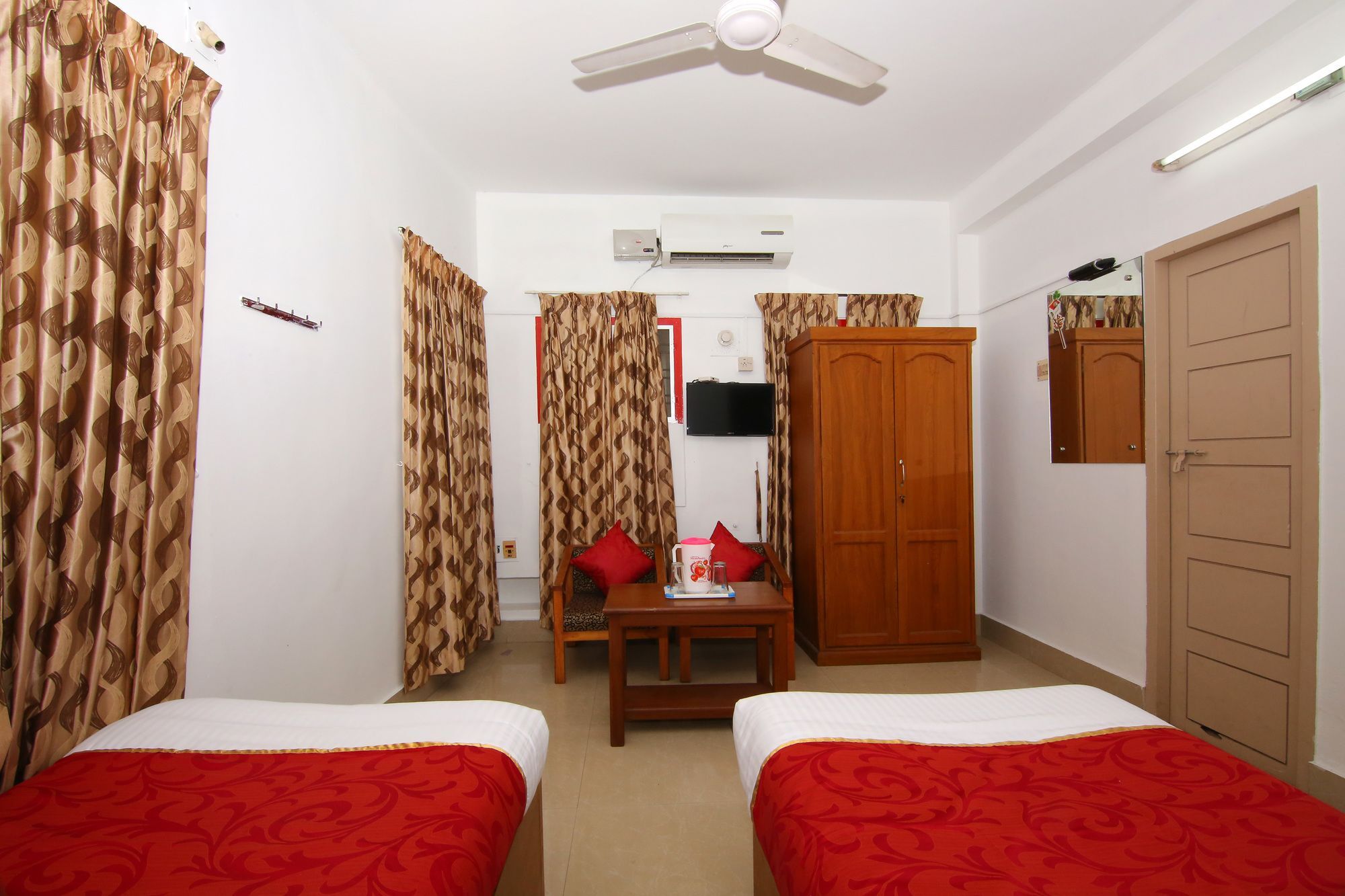 Oyo 6712 Hotel Malabar House Kochi Exterior photo