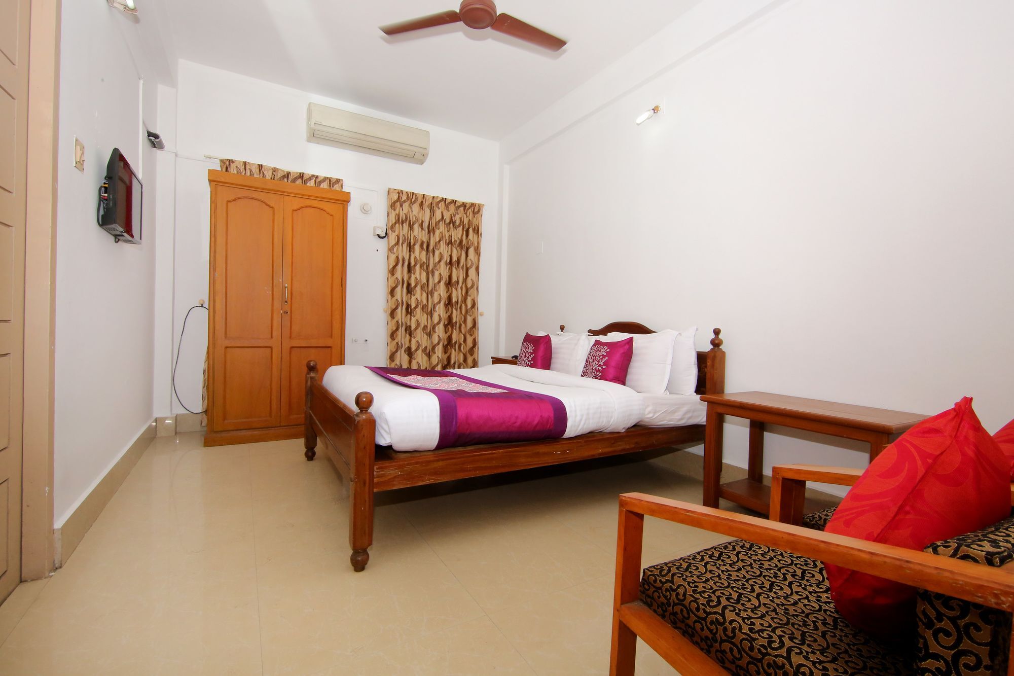 Oyo 6712 Hotel Malabar House Kochi Exterior photo